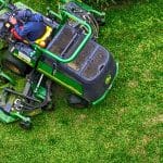 how to drive a zero turn mower - Featured Image